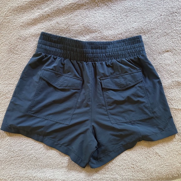 SPANX Out of Office Women's Athletic Shorts - Picture 3 of 7